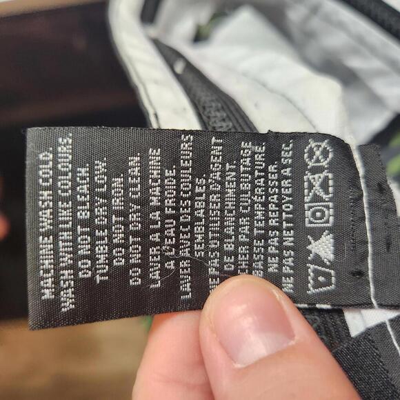 Wilson Men's Casual Shorts with Green and Black Checkered Pattern size 36 - Picture 9 of 9